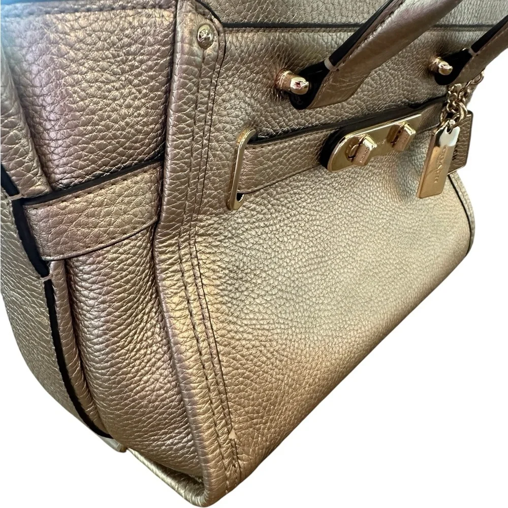Coach Metallic Gold Swagger Leather Satchel with Gold Hardware - Picture 13 of 17